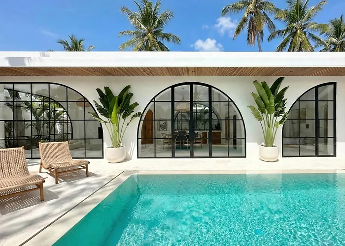 Villa Melrose X The Young Uluwatu